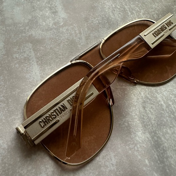 Christian Dior Gold Aviator Sunglasses - Picture 2 of 12